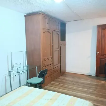 Lindo Departamento Amoblado En El Centro De Quito Apartment Exterior photo