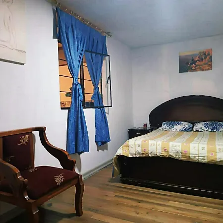 Lindo Departamento Amoblado En El Centro De Quito Apartment Exterior photo