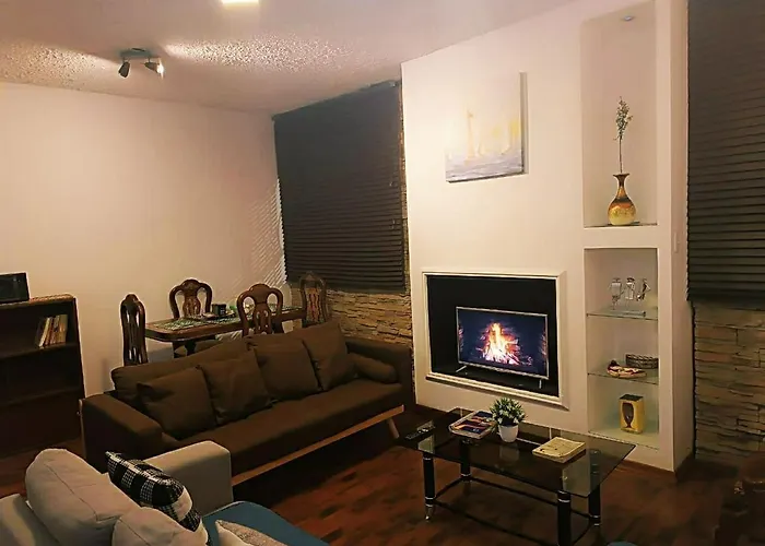 Lindo Departamento Amoblado En El Centro De Quito